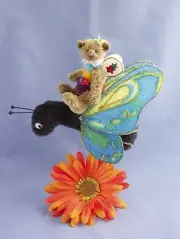 DEB CANHAM "BUTTERFLY SPRITE" LIMITED EDITION FOR DISNEY CONVENTION 2006 W/PIN