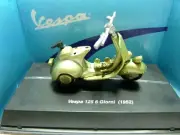 NIB New-Ray 1952 Vespa 125 6 Giorni Scooter 1:32 Diecast Model