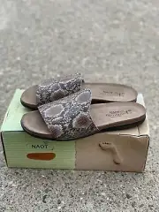 Naot Skylar 7455 Sandal Women's Size 40 Golden Python Slide