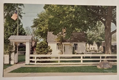 Vintage Unused Postcard Birthplace of Herbert Hoover, West Branch Iowa IA XL4