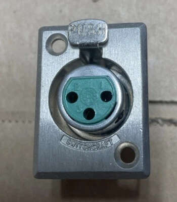 Switchcraft D4F 4-Pin Female XLR Panel/Chassis Mount Connector