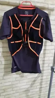 2XU Xtrm T-shirt Triathlon compression top Size M