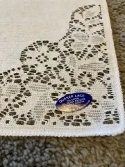 Set Of 4 Vintage Quaker Lace Cloth Napkins White, And 4 Placemats
