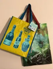 Trader Joe's HOLD THE BOTTLES Reusable Grocery Beverage Washington state 2 BAGS