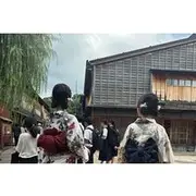 Save 5.00%! Kanazawa Samurai and Geisha Districts Private Walking Tour