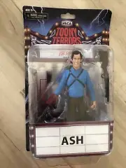 NECA Toony Terrors Ash Evil Dead 2 - 6” Action Figure