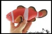 1 CLOWNFISH Jumbo Bath Squirt - Huge Bath or Pool Toy Squirter Fun Kids
