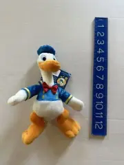 Walt Disney World Donald Duck 100 YEARS OF MAGIC Bean Bag NEW With ALL Tags