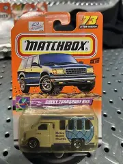 Matchbox - 2000 USA 1 - 100 B.P.- MB73 Chevy Transport Bus - Wht - NIP TH LOGO
