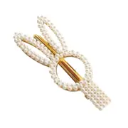 Culturesse Piper Vintage 7.8cm Pearly Bunny Barrette Women's Accessory White