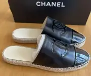 New CHANEL Black Patent CC Backless Espadrille Slide Mule Flat sz 36