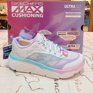 SKECHERS 女跑步系列 MAX CUSHIONING EUTE