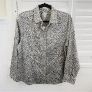 Chico’s NWT No Iron Coolmax All Seasons Gray Cheetah Print Button Up Shirt