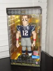 FUNKO GOLD NFL TOM BRADY CHASE WALMART EXCLUSIVE 12" VINYL (BOX NOT MINT)