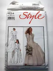 Style 1884 Wedding Dress ©1990 sizes 6-18 UC FF