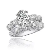 2.75 Carat Oval Shape Diamond Bridal Ring Set Platinum GIA Certified