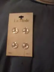 LA MODE BUTTONS NUMBER 4622 LOT OF 4 WHITE CRYSTAL SIZE 18 7-16 INCH