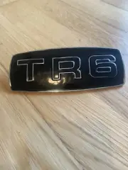 Triumph TR6 Chrome Back Enamelled Grille Badge Super Quality Brand New 625662