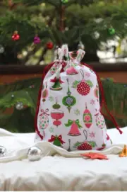 Christmas Tree Bags, Metallic Red Xmas Trees, Burlap Christmas Bags, Rustic Holi
