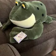 HUGE SUPER FLOPSIE FROG BY AURORA. SUPER SOFT AND CUDDLY PLUSHIE