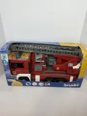 Bruder 1/16 Fire Engine Truck w/water pump 02771 Made in Germany Free Shipping