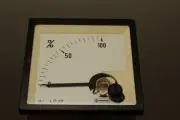 Crompton 243010 panel display meter 0-100% 0-10V NEW