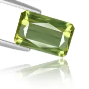 Apatite 5.40ct rare aaa yellowish green color 100%natural earth mined Madagascar