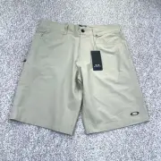 NEW Oakley Baseline Hybrid 21 2.0 Shorts Mens 32 (Actual Waist 33) F0A402208