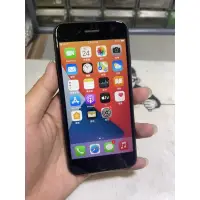 在飛比找蝦皮購物優惠-iPhone7霧黑128G