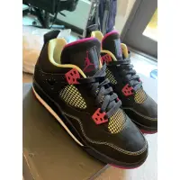 在飛比找蝦皮購物優惠-Air Jordan4代 女生籃球鞋👟