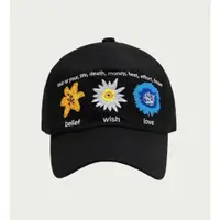 在飛比找ETMall東森購物網優惠-春夏小眾花朵圖案棒球帽設計款