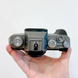 ( 富士入門無反相機 ) Fujifilm X-T200 富士  二手 無反相機 小巧輕便 林相攝影