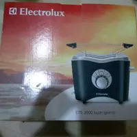 在飛比找蝦皮購物優惠-Electrolux ETS3000 烤麵包機