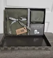 Steve Madden 2pc Gift Set Olive Green Solid Fringe Scarf And Wallet