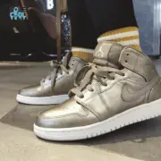 Nike Air Jordan 1 AJ1 Mid GS Sepia Stone Noble Gold Shoes AV5174-200