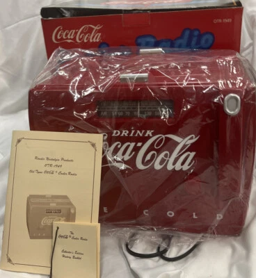 Coca-Cola Cooler Radio AM/FM Cassette Player New In Box. 516