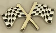 Crossed checkered racing flags lapel/hat pin badge C030904