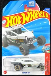 Hot Wheels DUNE IT UP, Dune Buggy Offroad, White, #92 Combo Ship Read $1