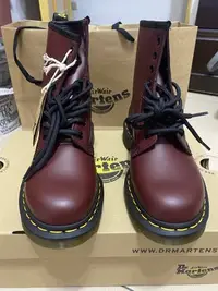 在飛比找Yahoo!奇摩拍賣優惠-正品 全新 Dr. Martens 馬汀大夫 馬丁鞋 經典 