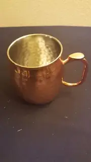 Moscow Mule Mugs 20 oz Copper Plated Hammered Finish w/ thumb rest.