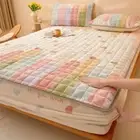 Soft Warm Plush Mattress Protect Cover Plaid Elastic Fitted Sheet Bed Protector