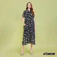 在飛比找momo購物網優惠-【HONOR 山形屋】雪紡透膚排釦口袋字母洋裝