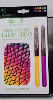 Crayola Signature Pearlescent 10 Cream Sticks Luxe Colors NIB in Sealed Tin