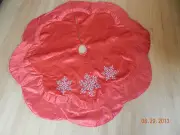Beautiful Red Christmas tree skirt with embroidered snow flakes