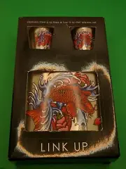 LINK-UP 6 oz. Stainless Steel Flask, Koi fish design with 2 mini shot glasses