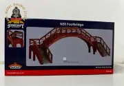 Bachmann 44-0186A Scenecraft NER Footbridge Red - OO Gauge
