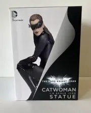 DC Collectibles - The Dark Knight Rises - Catwoman (1:6 Scale Icon Statue)