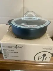 PAMPERED CHEF 3139 Rockcrok Everyday Pan 2.5 QT 9” Glass Top NEW IN BOX