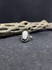 Native American Navajo white buffalo turquoise Sterling Silver Ring Size 7.75