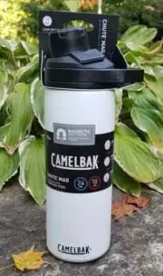 Genuine Camelbak Chute Mag Vacuum Insulated Water Bottle, 20oz, White, Brand New
